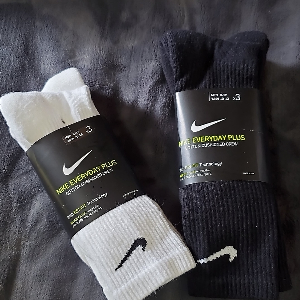 Nike Crew Socks ×3